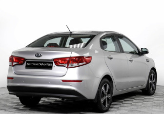 Подержанный автомобиль Kia Rio Sedan 2016 года (5 фото)