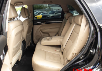 Подержанный автомобиль Kia Sorento 2012 года (8 фото)
