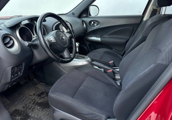 Подержанный автомобиль Nissan Juke 2011 года (9 фото)
