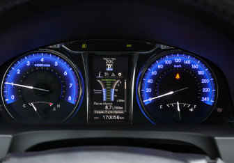 Подержанный автомобиль Toyota Camry Sedan 2017 года (12 фото)