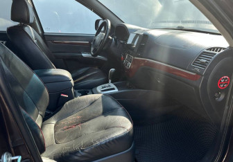Подержанный автомобиль Hyundai Santa Fe 2007 года (13 фото)