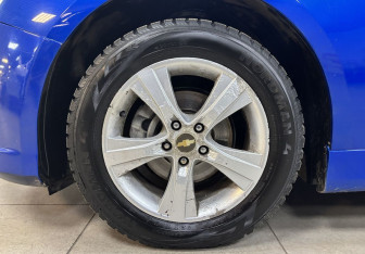 Подержанный автомобиль Chevrolet Cruze Sedan 2011 года (9 фото)