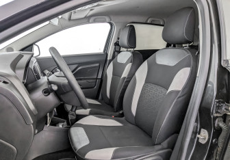 Подержанный автомобиль LADA (ВАЗ) XRAY 2016 года (20 фото)