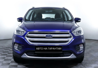 Подержанный автомобиль Ford Kuga 2018 года (3 фото)