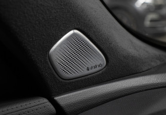 Подержанный автомобиль Geely Monjaro 2023 года (19 фото)