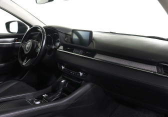 Подержанный автомобиль Mazda 6 Sedan 2021 года (9 фото)