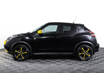 Подержанный автомобиль Nissan Juke 2017 года (8 фото)