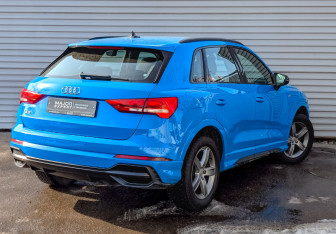 Подержанный автомобиль Audi Q3 2019 года (5 фото)