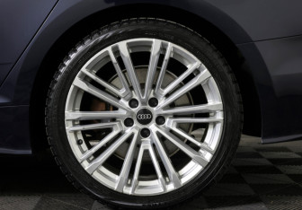 Подержанный автомобиль Audi A5 Liftback 2021 года (26 фото)