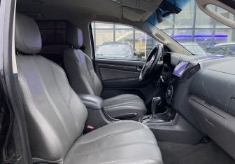 Подержанный автомобиль Chevrolet TrailBlazer 2012 года (21 фото)