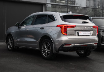 Подержанный автомобиль Haval Jolion 2022 года (6 фото)
