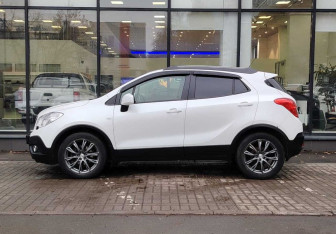 Подержанный автомобиль Opel Mokka 2014 года (5 фото)