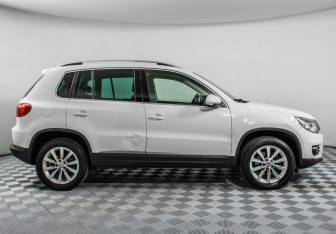 Подержанный автомобиль Volkswagen Tiguan 2012 года (4 фото)