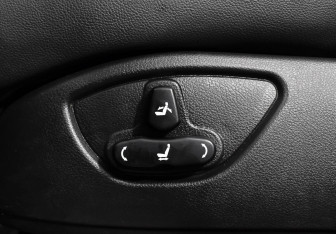 Подержанный автомобиль SsangYong Kyron 2014 года (15 фото)