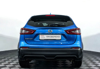 Подержанный автомобиль Nissan Qashqai 2020 года (6 фото)