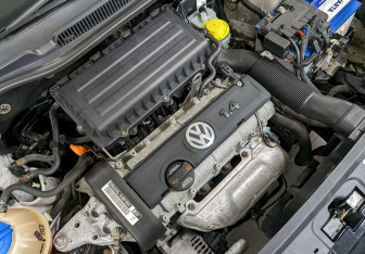 Подержанный автомобиль Volkswagen Polo Hatchback 2011 года (9 фото)