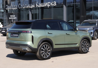 Подержанный автомобиль Jaecoo J7 2024 года (5 фото)
