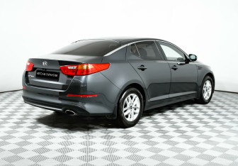 Подержанный автомобиль Kia Optima Sedan 2015 года (5 фото)