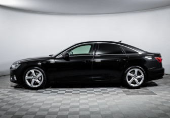 Подержанный автомобиль Audi A6 Sedan 2019 года (8 фото)