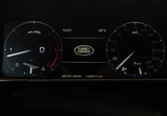 Подержанный автомобиль Land Rover Range Rover 2015 года (11 фото)