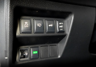 Подержанный автомобиль Nissan X-Trail 2016 года (27 фото)