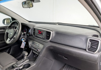 Подержанный автомобиль Kia Sportage 2019 года (11 фото)