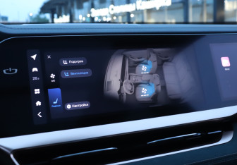 Подержанный автомобиль Geely Monjaro 2023 года (23 фото)