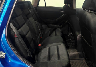 Подержанный автомобиль Mazda CX-5 2013 года (10 фото)