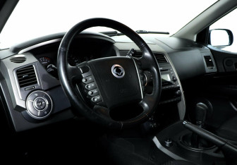 Подержанный автомобиль SsangYong Kyron 2014 года (8 фото)