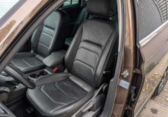 Подержанный автомобиль Volkswagen Tiguan 2019 года (20 фото)