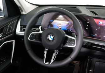 Новый BMW X1 2026 (13 фото)