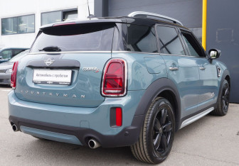 Подержанный автомобиль MINI Countryman 2020 года (5 фото)