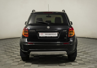 Подержанный автомобиль Suzuki SX4 Hatchback 2011 года (6 фото)
