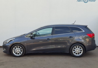 Подержанный автомобиль Kia Ceed Wagon 2012 года (8 фото)