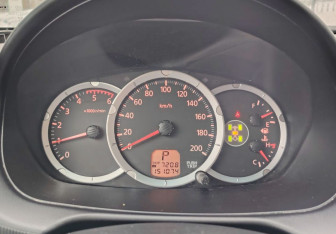 Подержанный автомобиль Mitsubishi L200 2011 года (12 фото)