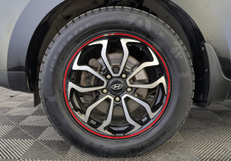 Подержанный автомобиль Hyundai ix35 2015 года (12 фото)