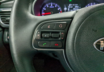 Подержанный автомобиль Kia Optima Sedan 2017 года (28 фото)