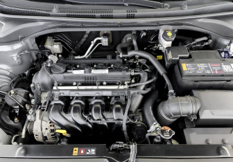 Подержанный автомобиль Hyundai Solaris Sedan 2021 года (9 фото)