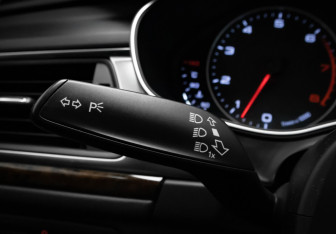 Подержанный автомобиль Audi A6 Sedan 2013 года (12 фото)