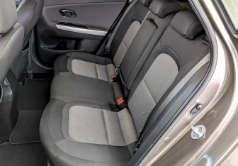 Подержанный автомобиль Kia Ceed Hatchback 2017 года (12 фото)