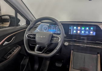 Подержанный автомобиль Omoda C5 2023 года (30 фото)