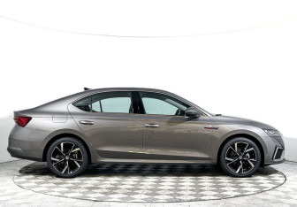 Новый Skoda Octavia Liftback 2025 (5 фото)