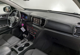 Подержанный автомобиль Kia Sportage 2018 года (20 фото)