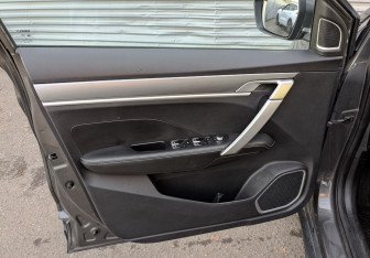 Подержанный автомобиль Geely Coolray 2022 года (19 фото)