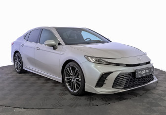 Подержанный автомобиль Toyota Camry Sedan 2024 года (3 фото)