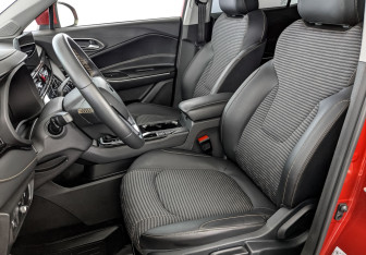 Подержанный автомобиль Москвич 3 2024 года (19 фото)