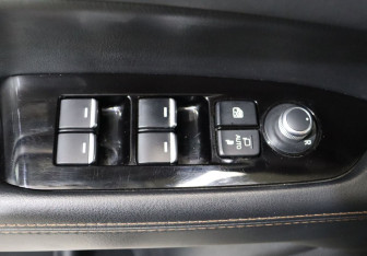 Подержанный автомобиль Mazda CX-5 2019 года (11 фото)