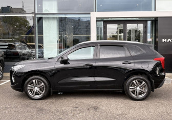 Подержанный автомобиль Haval Jolion 2023 года (8 фото)
