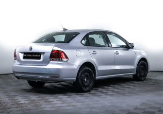 Подержанный автомобиль Volkswagen Polo Sedan 2018 года (4 фото)