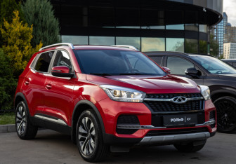 Подержанный автомобиль Chery Tiggo 4 2021 года (2 фото)